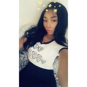 Meet your Posher, Charli